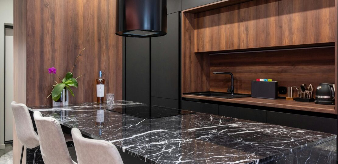 Black Kitchen Cabinets