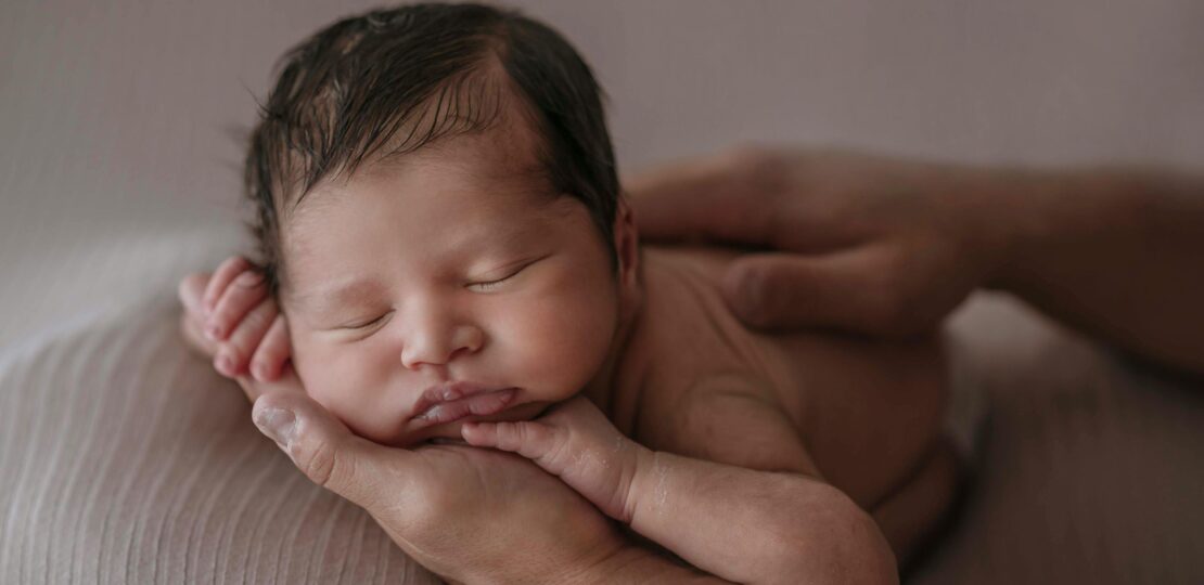 Capturing the Magic A Guide to Newborn Photography
